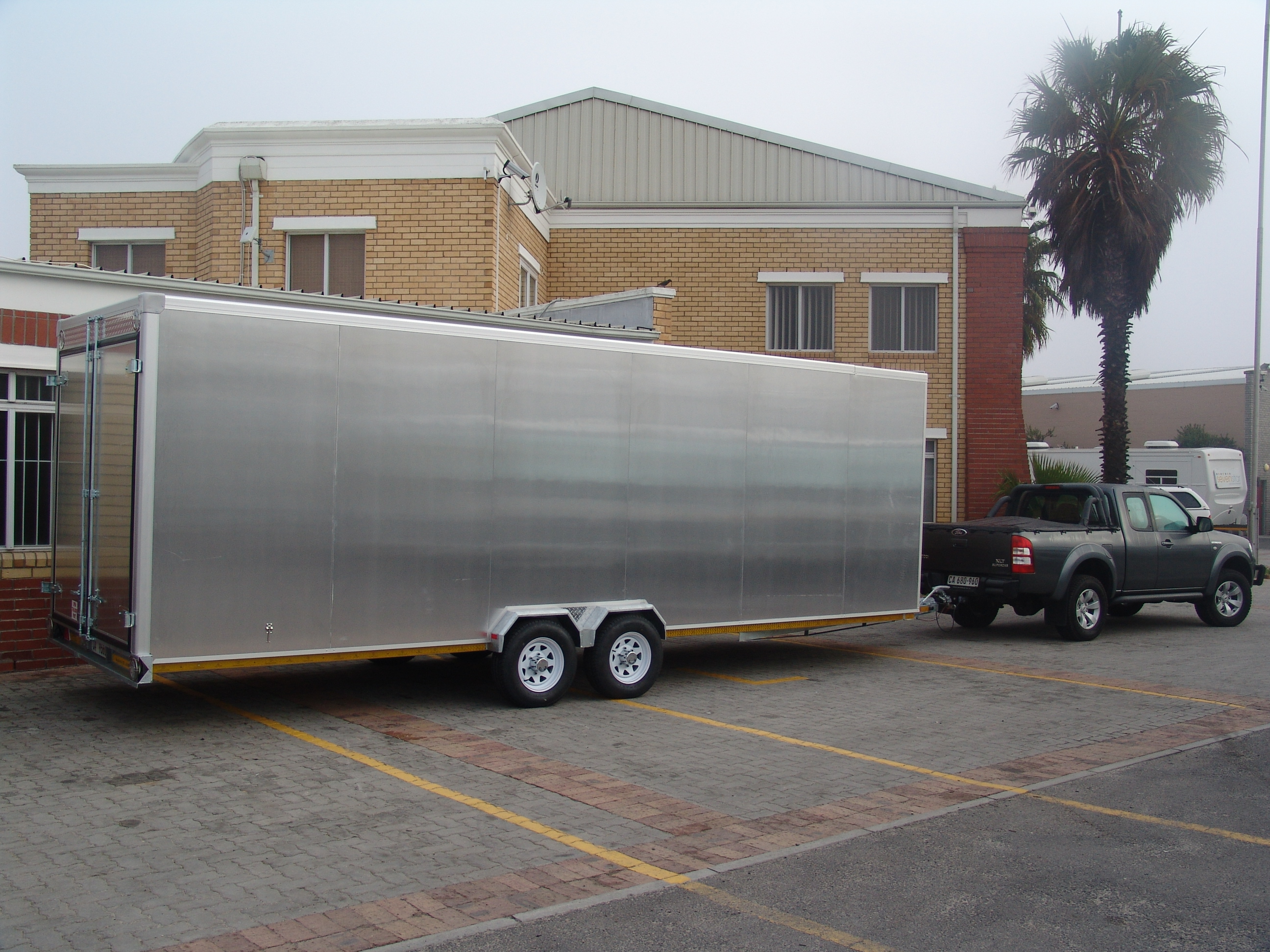 trailer mobile laboratories and clinics
